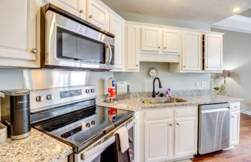 Deck and Yard Savannah Area Retreat! - Photo 10