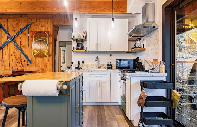 Legacy Hideaway by Avantstay Deck + Hot Tub - Foto 22