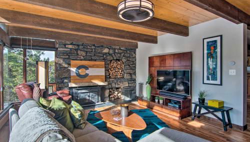 Chic Boulder Mountain Home with Hot Tub and Views - Foto 5