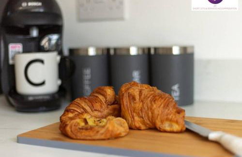 Stevenage Luxury 1Bed Apartment - Sleeps 4-WIFI-Free Parking- By JM Short Lets & Serviced Accommodation - Foto 29