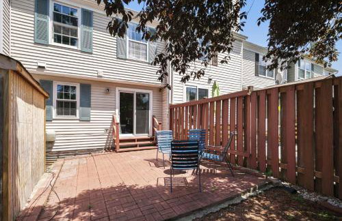 Luxury Sterling townhome - Private, Self checkin - Foto 27