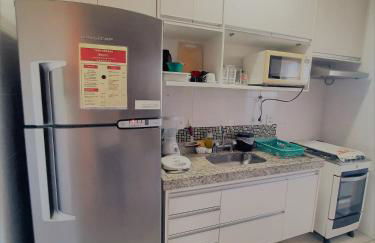 FRODO-APTO 2 dorm, wifi, ar cond suite, vaga garagem - Foto 8