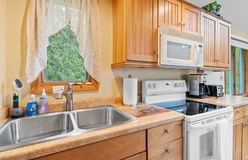 Sunset Shores - Chalet Cabin #3 by Simple Life Rentals - Foto 8