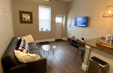 Luxury Condo Near Downtown - Pet Friendly - Foto 5