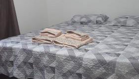 ótima casa com piscina,redes e perto do centro - Foto 3