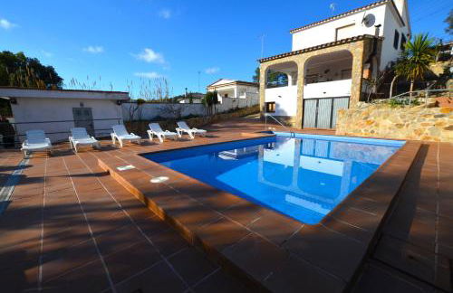 Villa Fernando 12 personas 8km Lloret de Mar - Foto 3