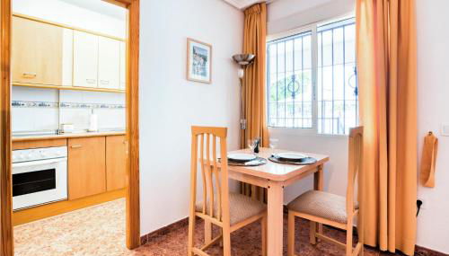 Awesome Apartment In Santa Pola - Photo 5