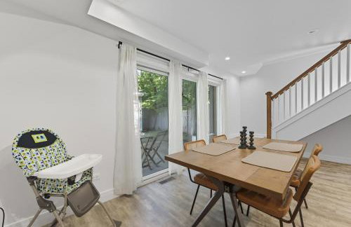 Bright Modern 3Bed 2,5Bath Evanston Home withParking home - Foto 13