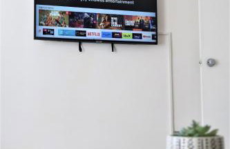 Luxe Cosy&Spacious 2 Bed House - Super Fast Wi-Fi & Private Parking Near GLO Airport & Cheltenham Racecourse - Foto 19