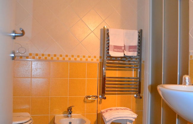 Diana Inn Accomodations - Foto 4