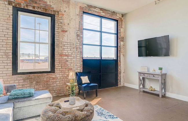 Ice Ice Baby Downtown Newport News - Foto 6