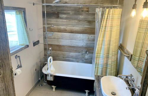 Stunning Cottage with Fire Pit in Saratoga, Wyoming - Foto 25