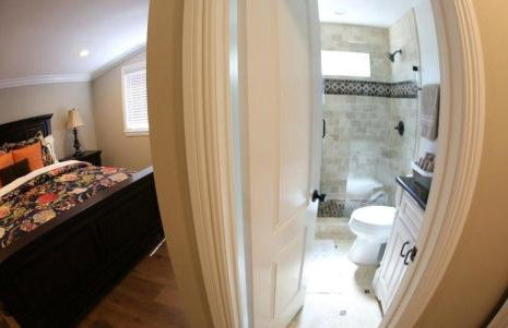 Classy 4 Bedroom 3 Bath Pool Home 3/4 Mile Walk To Disney - Foto 39