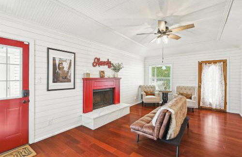 3BD Farmhouse Country Living - Pool Patio Firepit - Foto 6