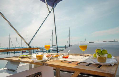 Exclusivas vistas al mar en casa barco, pleno centro, terraza, parking - Foto 6