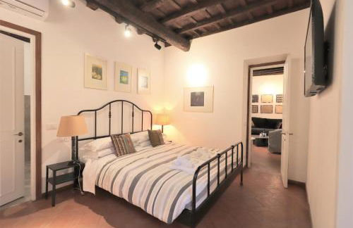 Piazza Navona Apartments - Photo 10