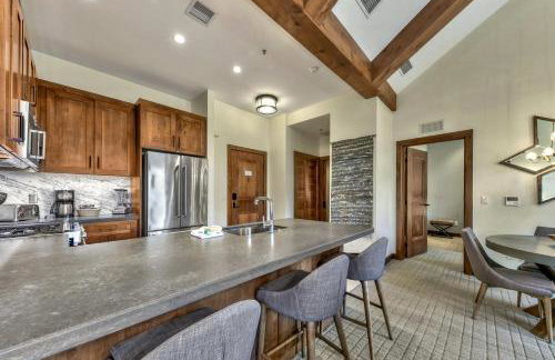 Luxury Two Bedroom Residence steps from Heavenly Village condo - Foto 2