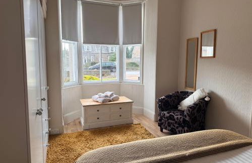 Spacious 2 Bedroom Flat in heart of Ballater - Foto 3