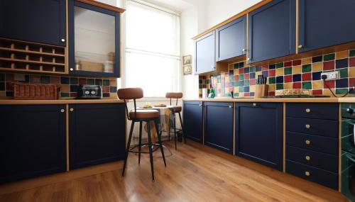 Spacious 3BR Flat in Cowbridge Centre - Foto 2