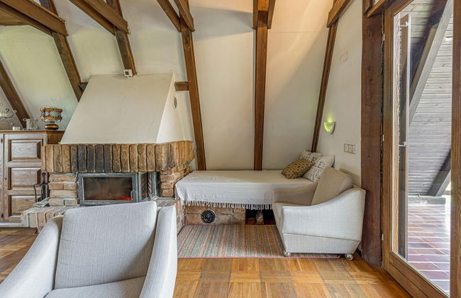 Riverside House With Hot Tub - Photo 10