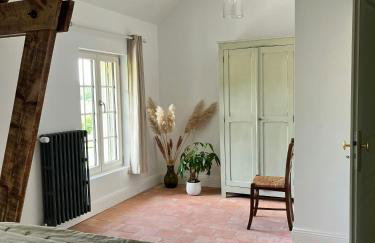 Former Monastery With Pool In Loire Valley - Foto 14