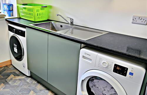 Porthmadog, Sleeps 11, 5 Bedrooms, 5 Bathrooms, Mountain Views - Photo 28