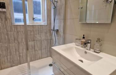 Quintessentially 'London' flat - Foto 32