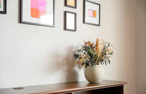 Cityscape MCR Skyline- 2BR, free parking, views - Foto 12