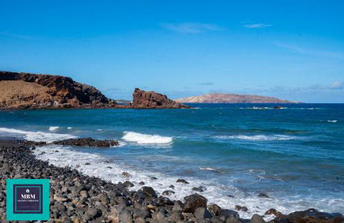 Mara 2 Playa del Burrero junto al mar, wifi gratis - Foto 29