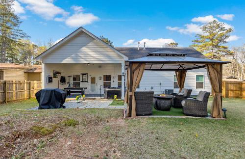 Charming Escape with Hot Tub & Fire Pit Winter Haven! - Foto 51