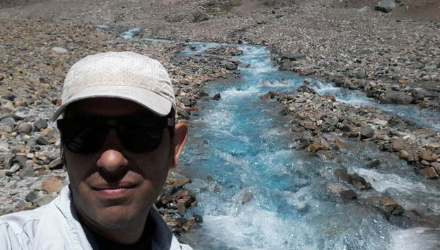 Taking a selfie in front of the Arroyo Turquesa