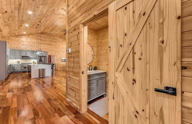 Grand Timber by Avantstay Indoor Pool, Sports Court, Game Room, & More! - Foto 23