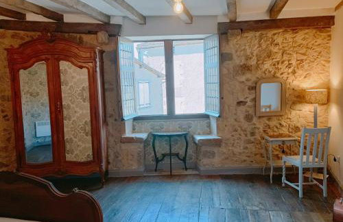 Chateau-une - a Beautiful historic medieval holiday rental. - Foto 24