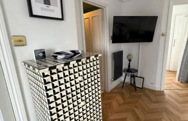 Cozy 1 Bed flat with Terrace close to Portobello - Photo 4