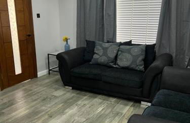 Charming Aldershot Home - Free Parking - Foto 2