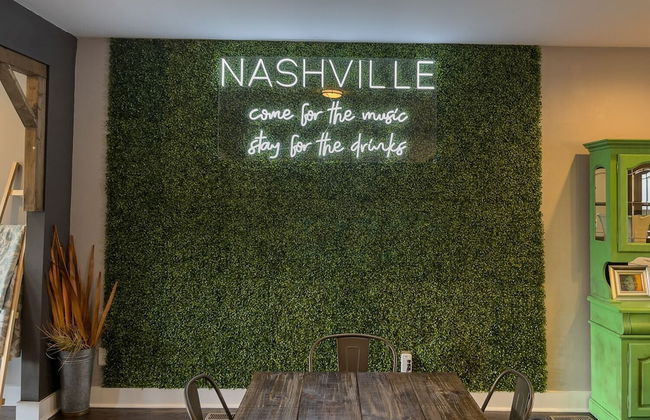 East Farmhouse - Photo 16