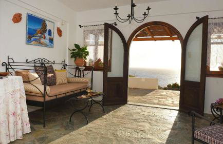 Anemos and Almyra - Foto 38