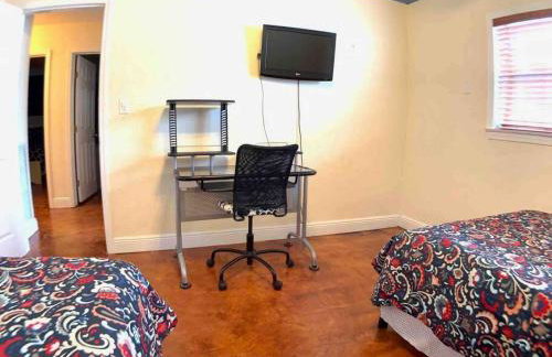 HOME AWAY FROM HOME Near Airport and Malls and Highways - Photo 18