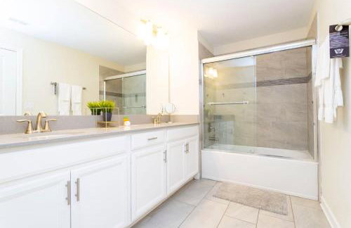 Magnificent 5Bd w/ Pool Close to Disney @Storey Lake 4800 - Foto 76