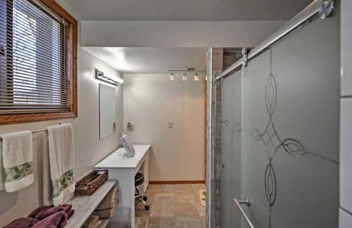 Quaint Duluth Hideaway with Private Fenced-In Yard! - Foto 17