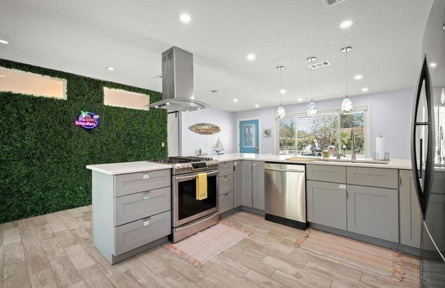 Sailfish Beach House - Pool Hottub Putting Green - Foto 24