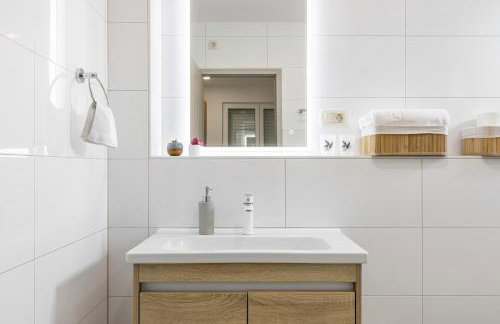 Bona fide - Panoramic Sea View Apartments - Photo 14