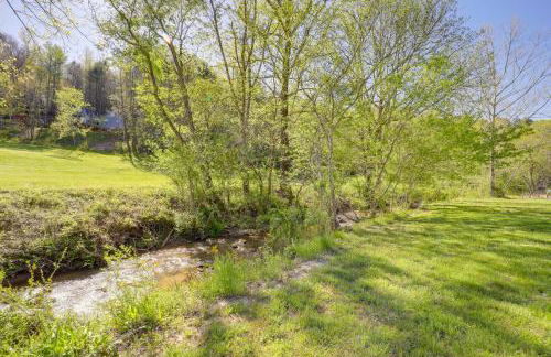 24-Acre Cottage with Hot Tub about 10 Mi to Blowing Rock - Foto 31