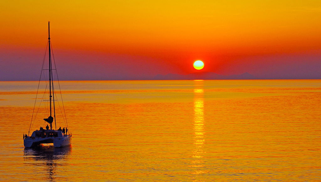 Crucero en Catamarán Lagoon con BBQ: Aguas Termales, Playa Blanca y Roja - Max. 20 pers. - Foto 2
