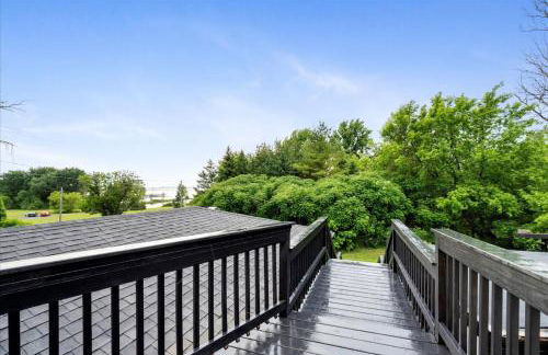 Whitewater The Genoa on Oneida Lake Sleeps 8 - Photo 5