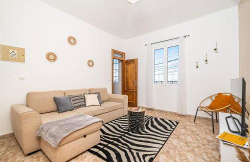 Sunset House - Photo 3