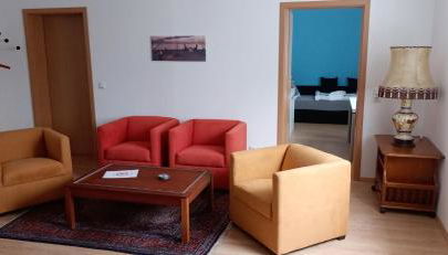 Apartment E2 - Gut ausgestattete 3-Zimmerwohnung 64 qm, für 1-3 Personen 1 DZ 1EZ - Foto 2