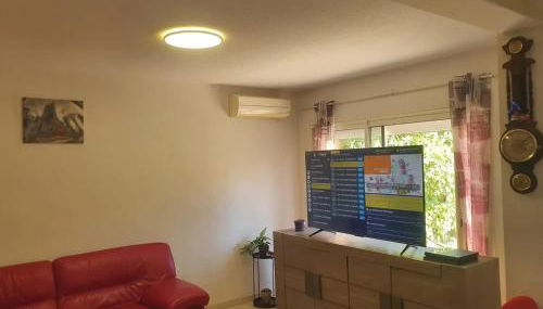 Maison confortable à Carcassonne avec jardin privé - Foto 2