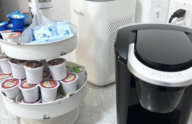 Private Lower Level Suite in Home-Sep Entrance! - Foto 34