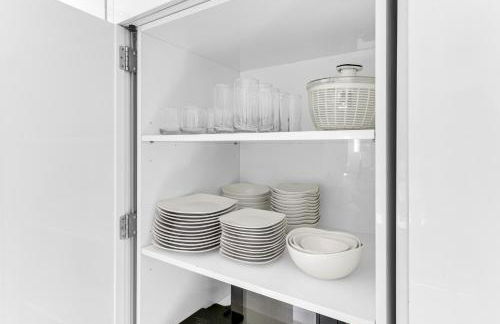 Lavish Two-Story Retreat in the Heart of Manhattan - Foto 49